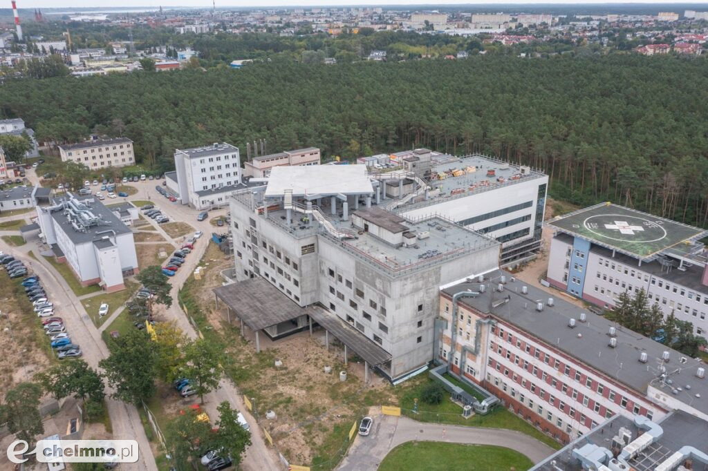 Szpital we Włocławku: deszcz środków, rozbudowa pełną parą