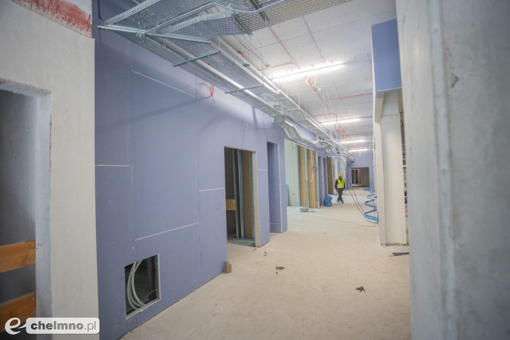 Szpital we Włocławku: deszcz środków, rozbudowa pełną parą
