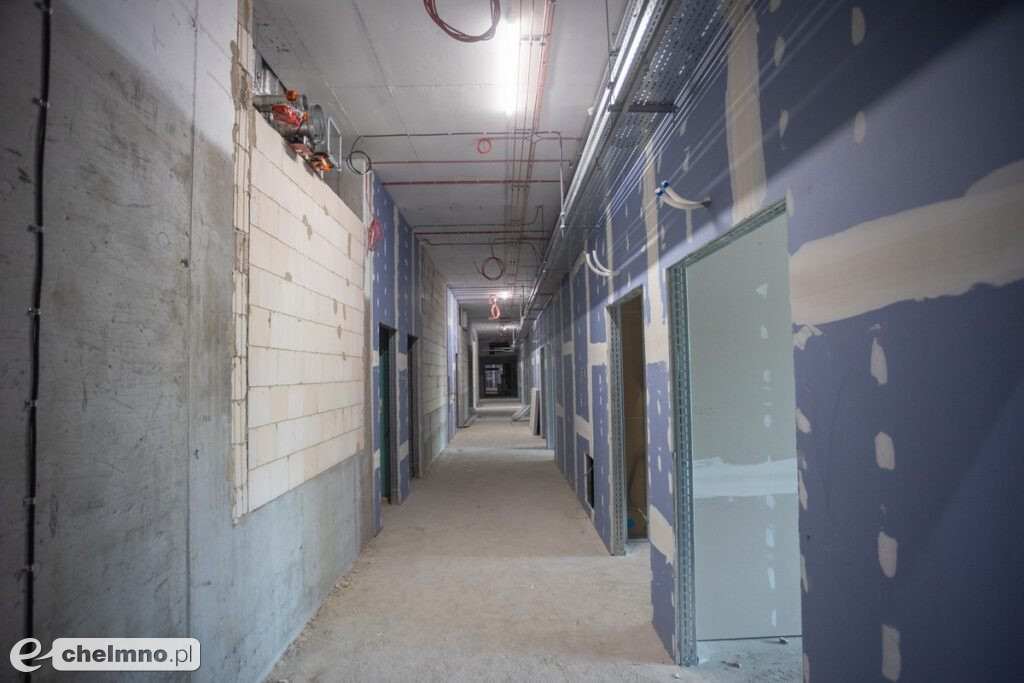 Szpital we Włocławku: deszcz środków, rozbudowa pełną parą