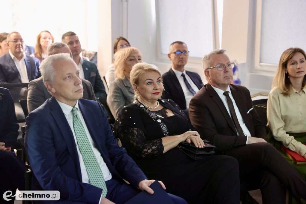 Centra usług społecznych zintegrują politykę społeczną