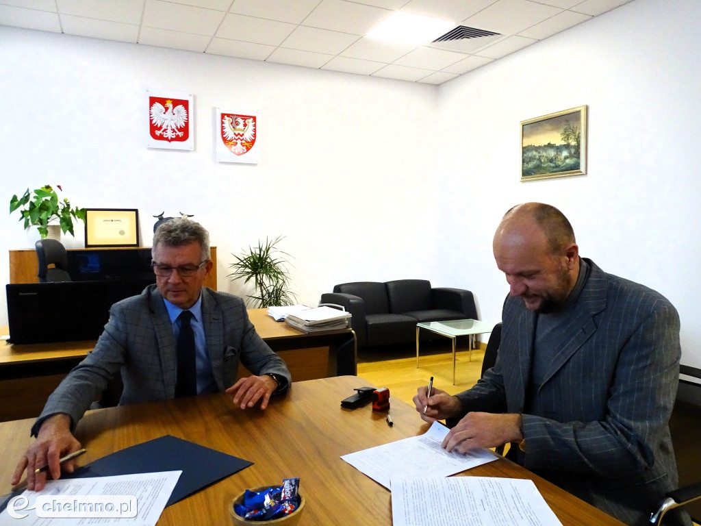 Tydzień pracy kończymy podpisaniem kolejnej umowy