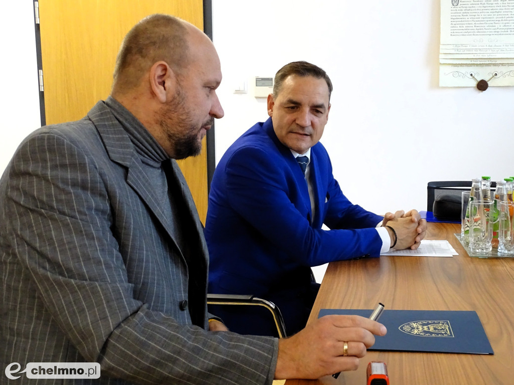 Tydzień pracy kończymy podpisaniem kolejnej umowy