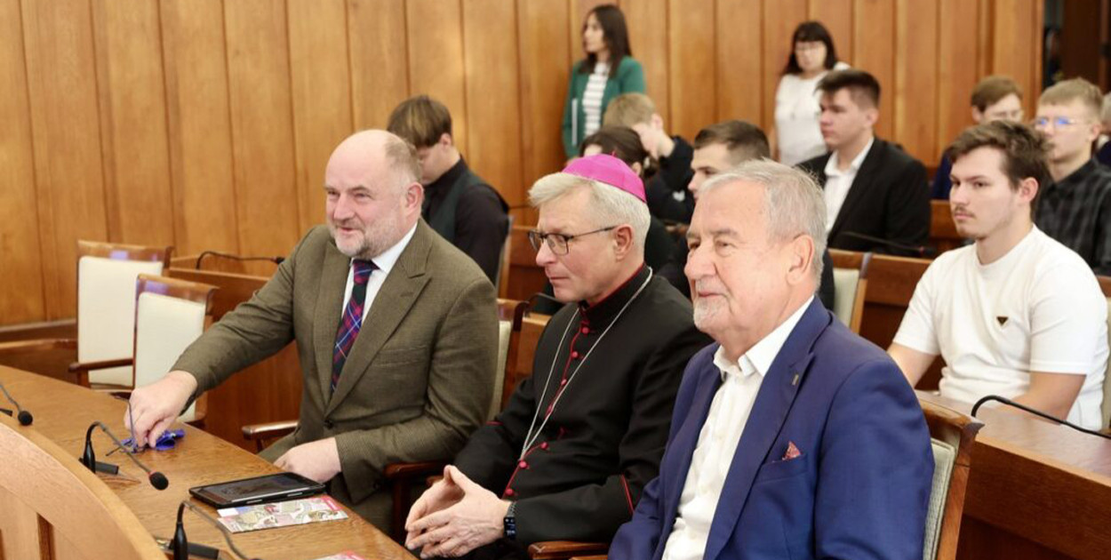 Lata święte w Kościele – konferencja naukowa