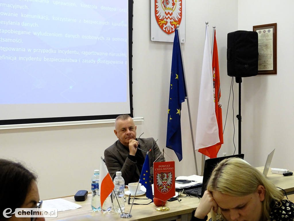 Cyberbezpieczny Samorząd. 15O osób szkoliliśmy z cyberbezpieczeństwa