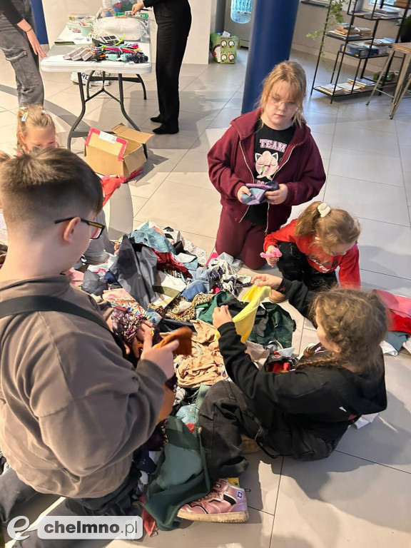 Warsztaty szycia halloweenowych maskotek