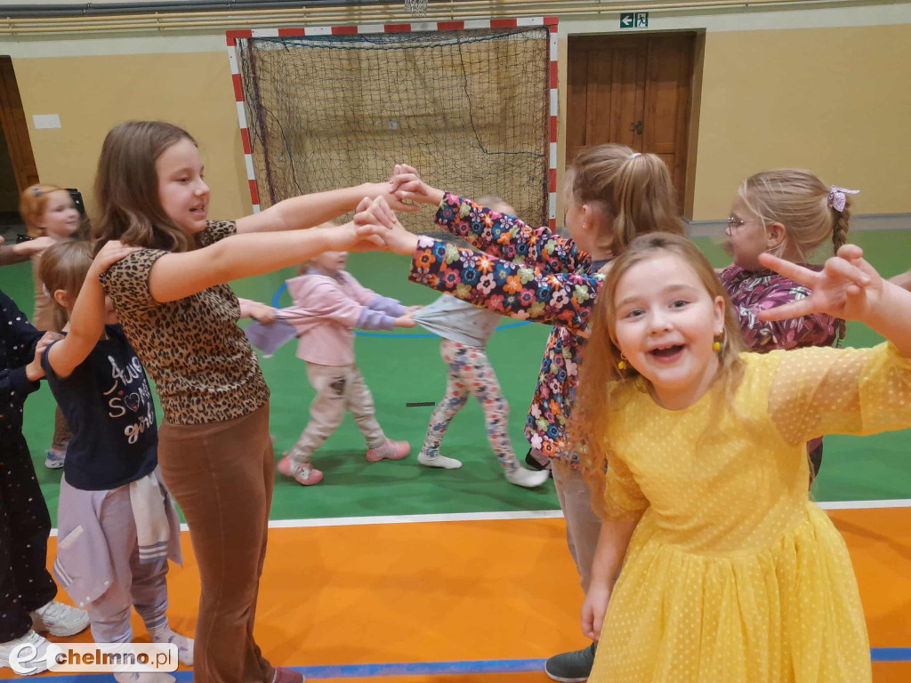 Październik w Klubie Młodzieżowym „Młodzi dla Młodych”