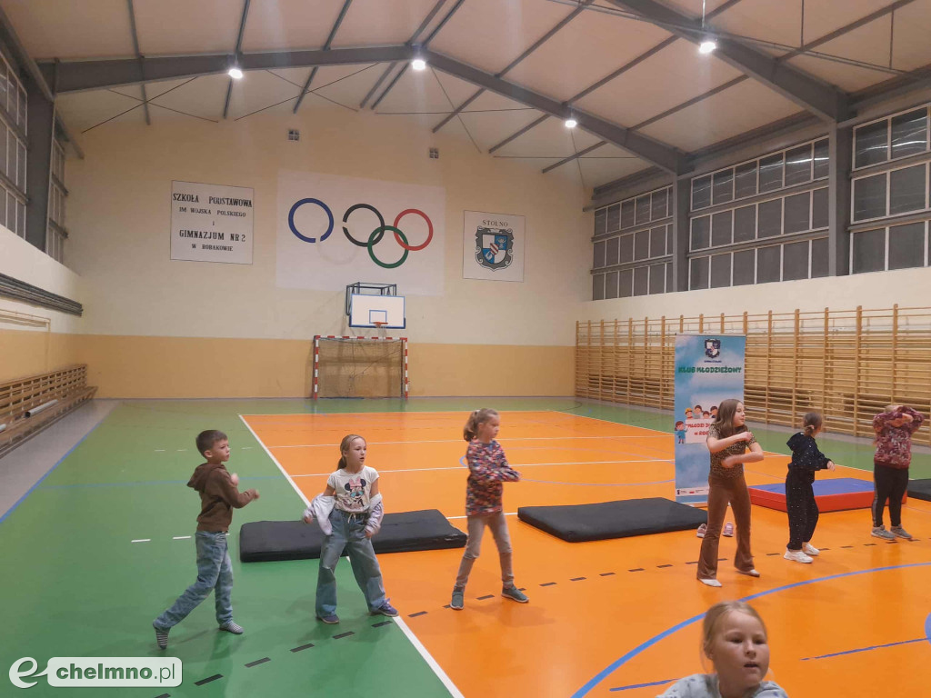 Październik w Klubie Młodzieżowym „Młodzi dla Młodych”