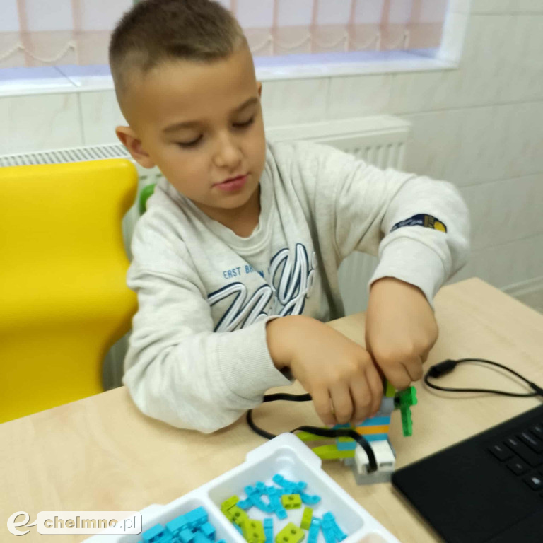 Październik w Klubie Młodzieżowym „Młodzi dla Młodych”