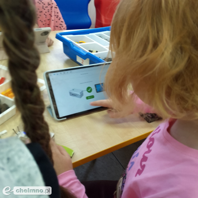 Październik w Klubie Młodzieżowym „Młodzi dla Młodych”