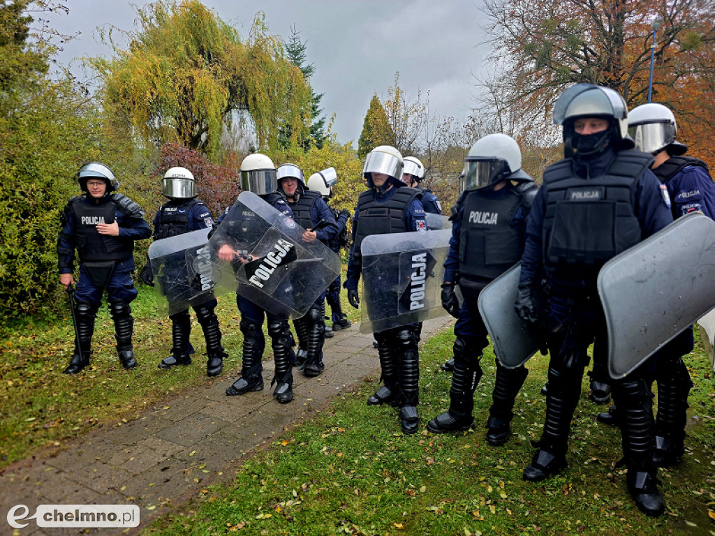 Wspólne szkolenie policjantów z Chełmna i Wąbrzeźna