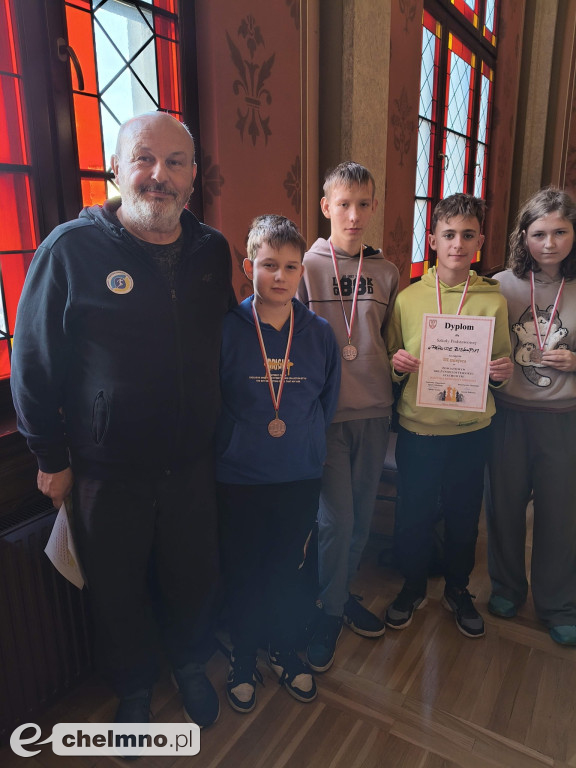 Młodzi grają w szachy! Gratulujemy wszystkim uczestnikom