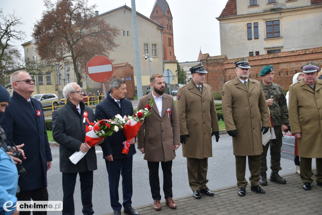 Uroczyste odsłonięcie pomnika 66. Kaszubskiego Pułku Piechoty