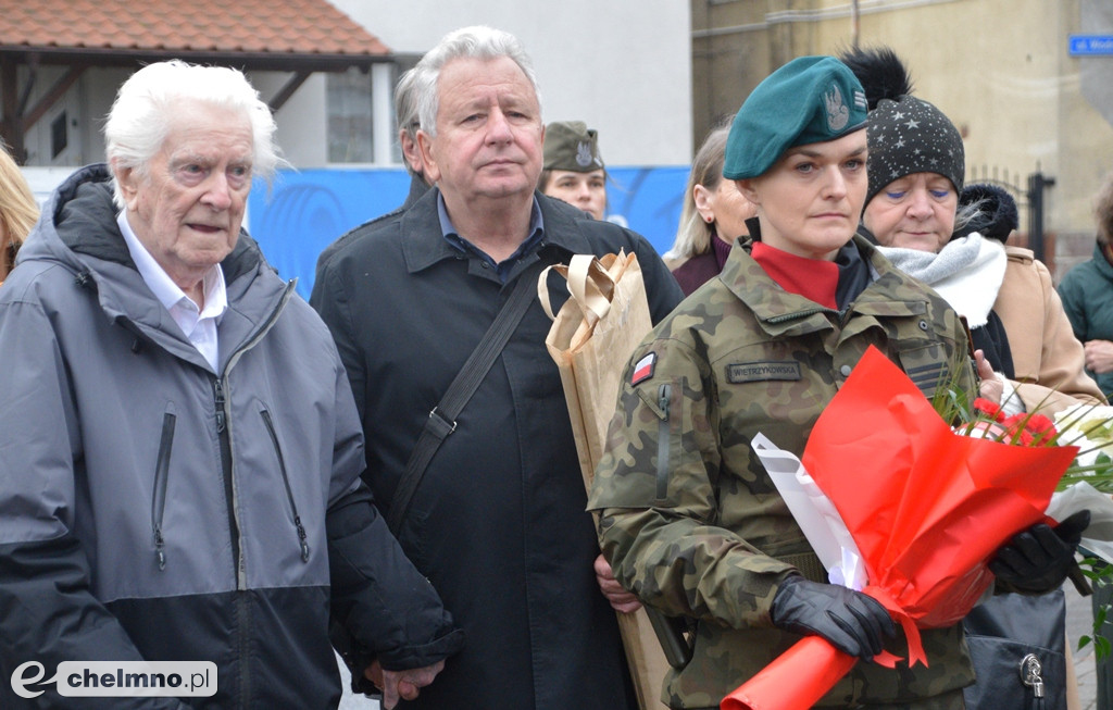 Uroczyste odsłonięcie pomnika 66. Kaszubskiego Pułku Piechoty