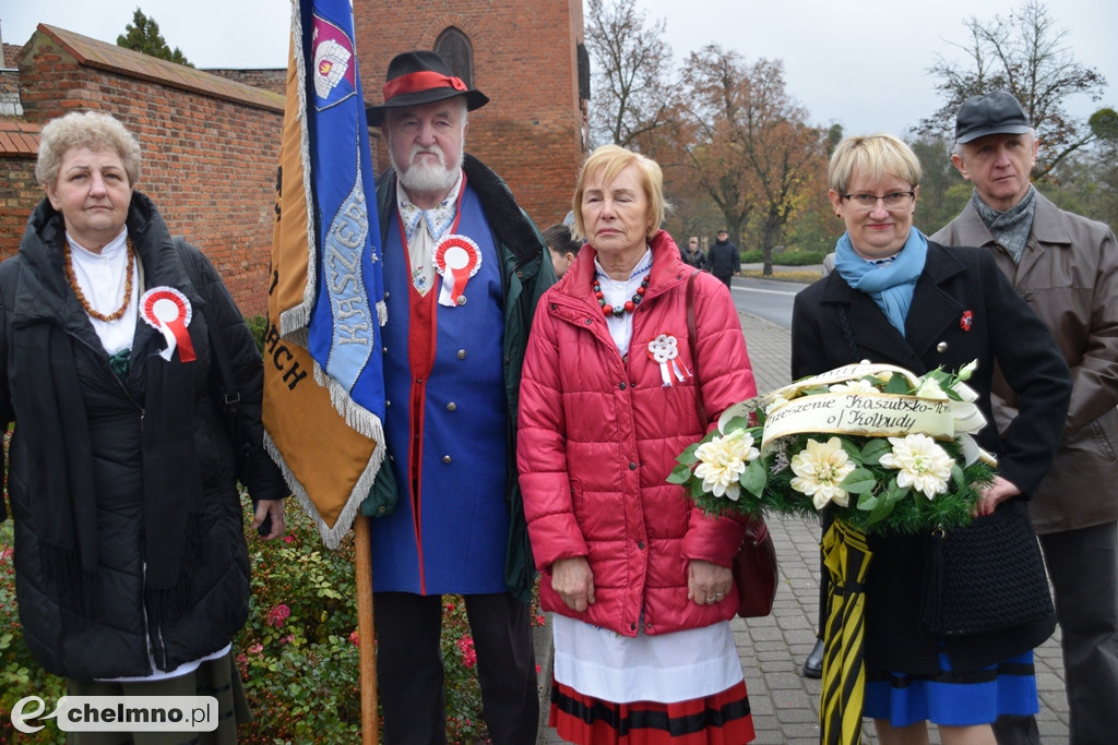 Uroczyste odsłonięcie pomnika 66. Kaszubskiego Pułku Piechoty