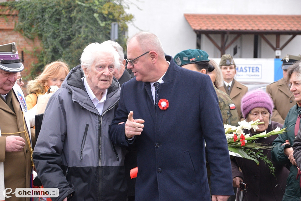 Uroczyste odsłonięcie pomnika 66. Kaszubskiego Pułku Piechoty