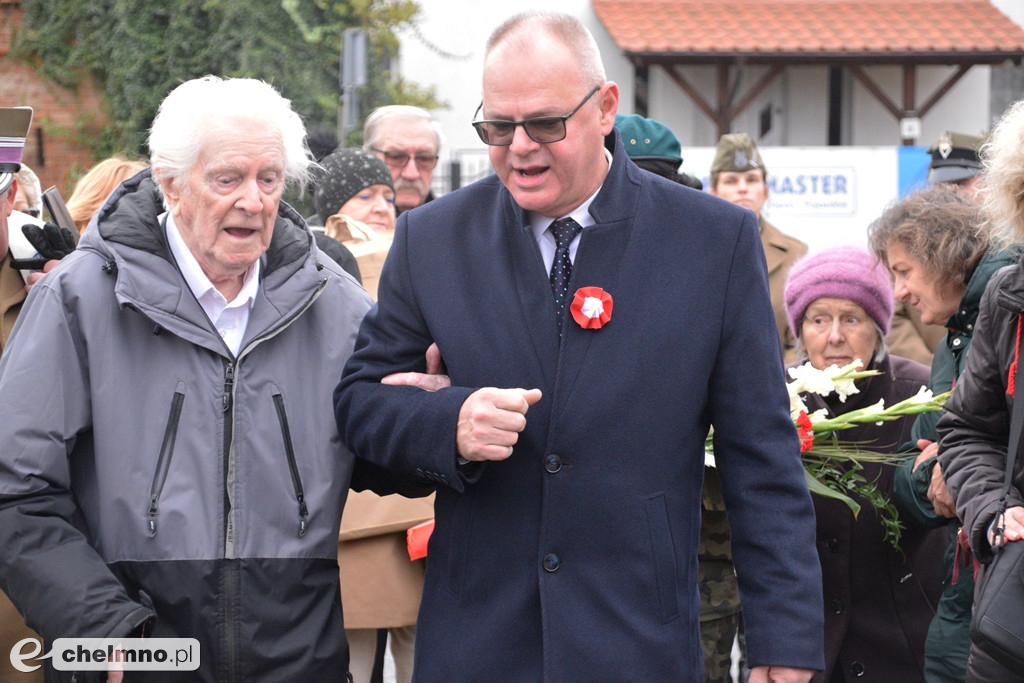 Uroczyste odsłonięcie pomnika 66. Kaszubskiego Pułku Piechoty