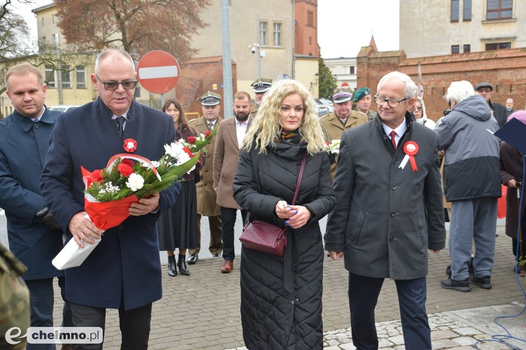 Uroczyste odsłonięcie pomnika 66. Kaszubskiego Pułku Piechoty