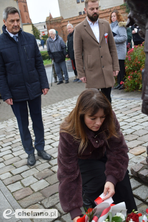 Uroczyste odsłonięcie pomnika 66. Kaszubskiego Pułku Piechoty