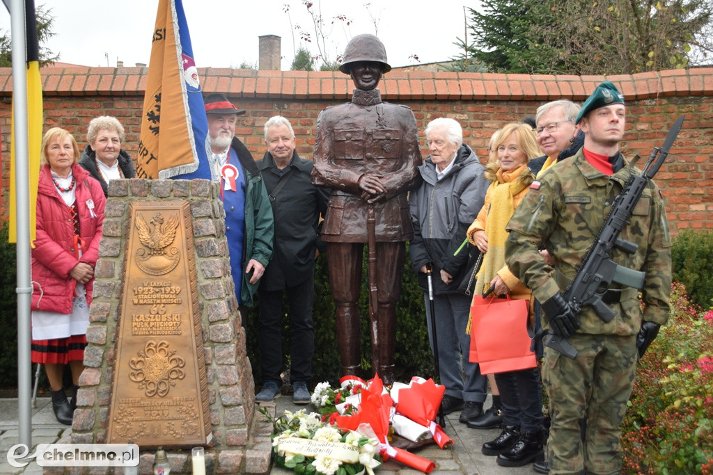 Uroczyste odsłonięcie pomnika 66. Kaszubskiego Pułku Piechoty