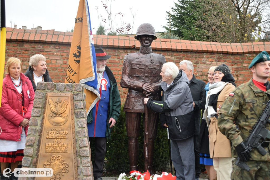Uroczyste odsłonięcie pomnika 66. Kaszubskiego Pułku Piechoty