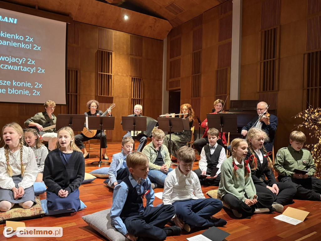 Tak było na wspólnym śpiewaniu w Państwowej Szkole Muzycznej