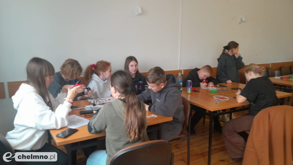 Jesień w Edukacyjnych Klubach Młodzieżowych