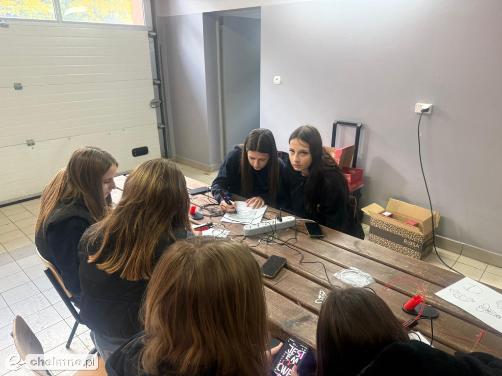 Jesień w Edukacyjnych Klubach Młodzieżowych