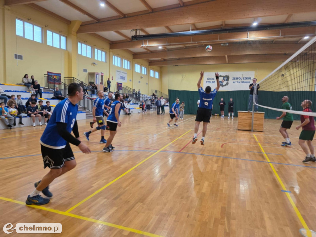 Mikołajkowy Charytatywny Turniej Piłki Siatkowej