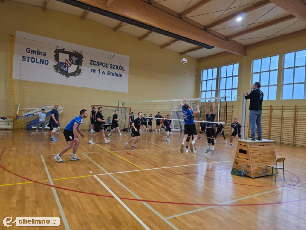 Mikołajkowy Charytatywny Turniej Piłki Siatkowej