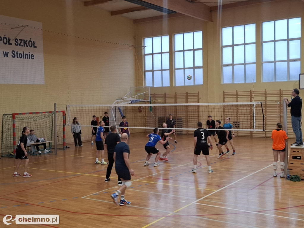 Mikołajkowy Charytatywny Turniej Piłki Siatkowej