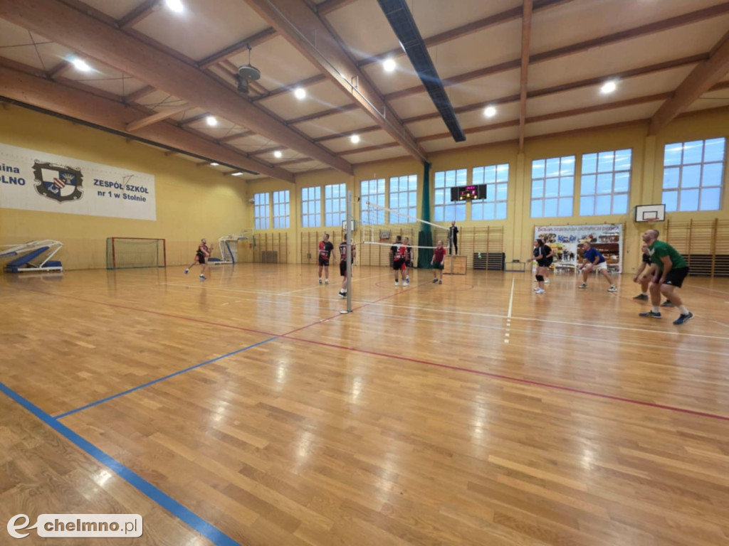 Mikołajkowy Charytatywny Turniej Piłki Siatkowej