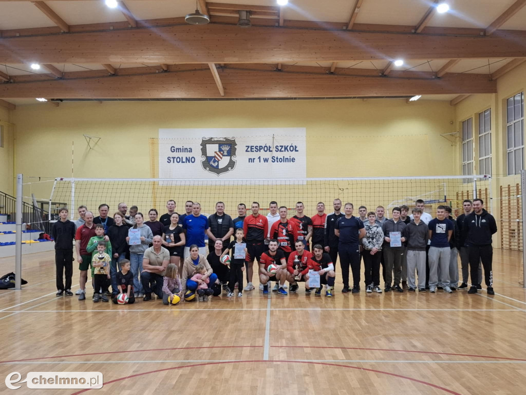 Mikołajkowy Charytatywny Turniej Piłki Siatkowej