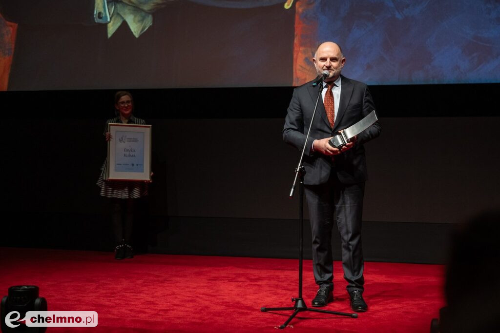 Statuetka Poli Negri dla Eryka Kulma