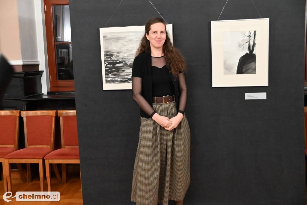 Wernisaż Agaty Jóźwiak: sztuka, która oddycha rytmem fal