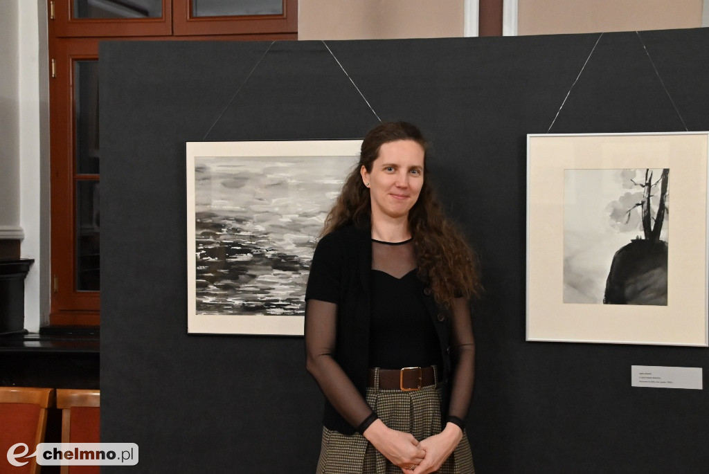 Wernisaż Agaty Jóźwiak: sztuka, która oddycha rytmem fal