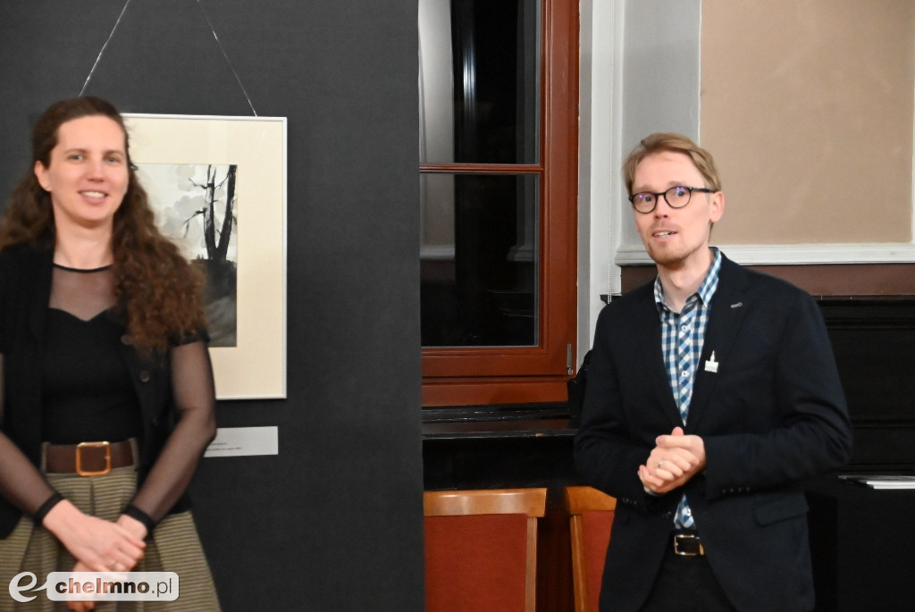 Wernisaż Agaty Jóźwiak: sztuka, która oddycha rytmem fal