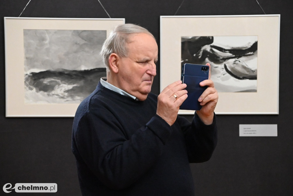 Wernisaż Agaty Jóźwiak: sztuka, która oddycha rytmem fal