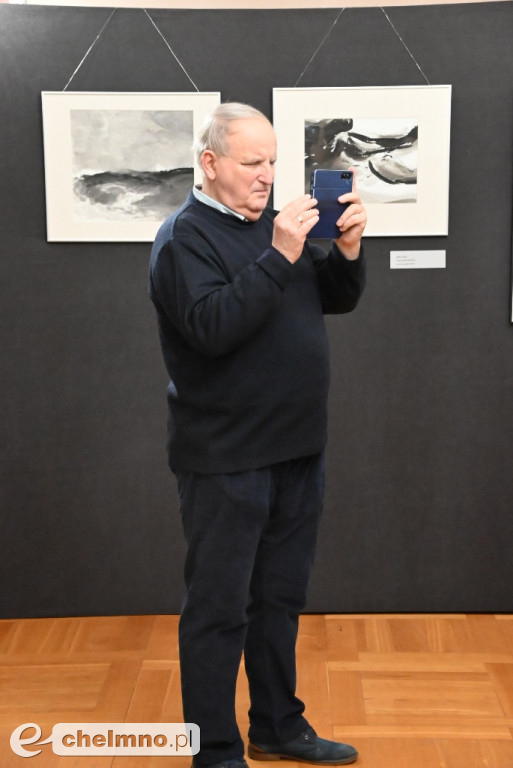 Wernisaż Agaty Jóźwiak: sztuka, która oddycha rytmem fal