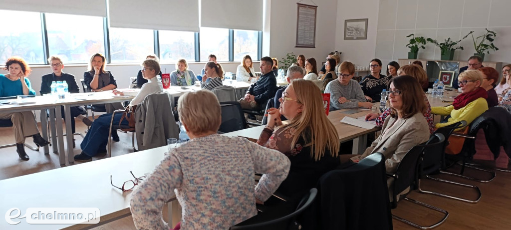 Krajowy System e-Faktur. Szkolimy się!