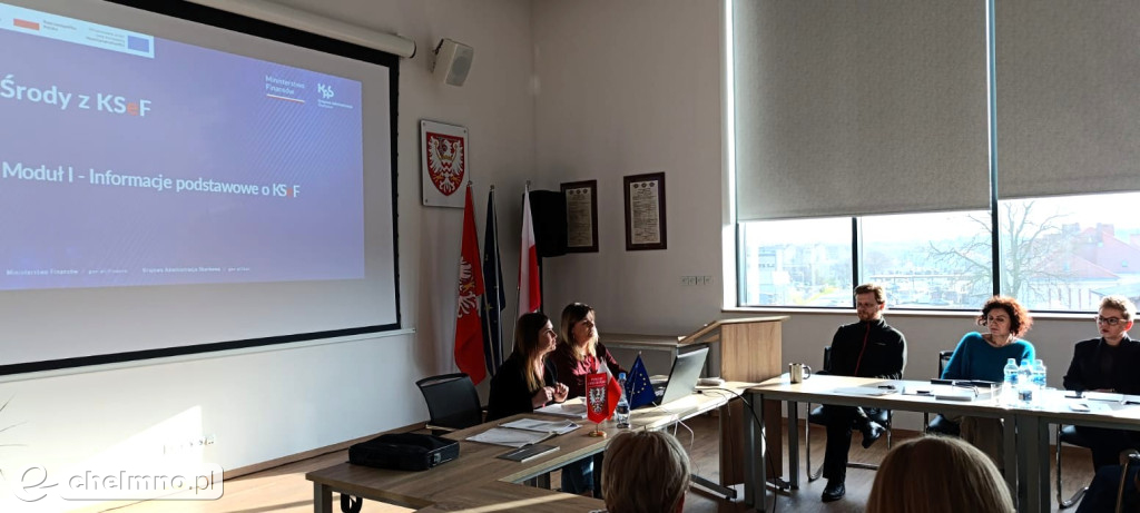 Krajowy System e-Faktur. Szkolimy się!