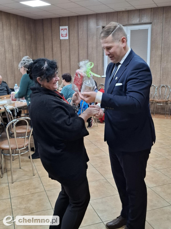 Sympatyczne odwiedziny u seniorów