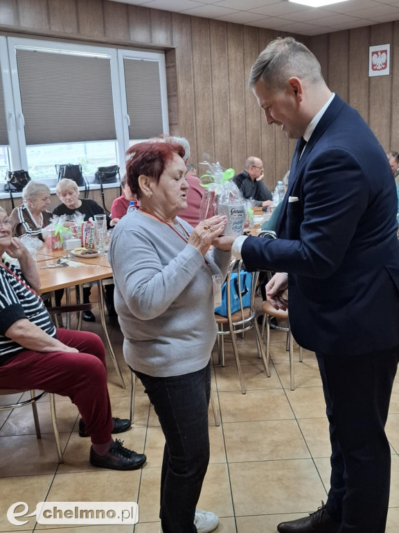 Sympatyczne odwiedziny u seniorów