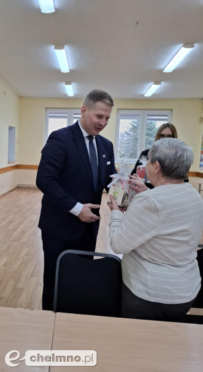 Odwiedziny w klubie seniora