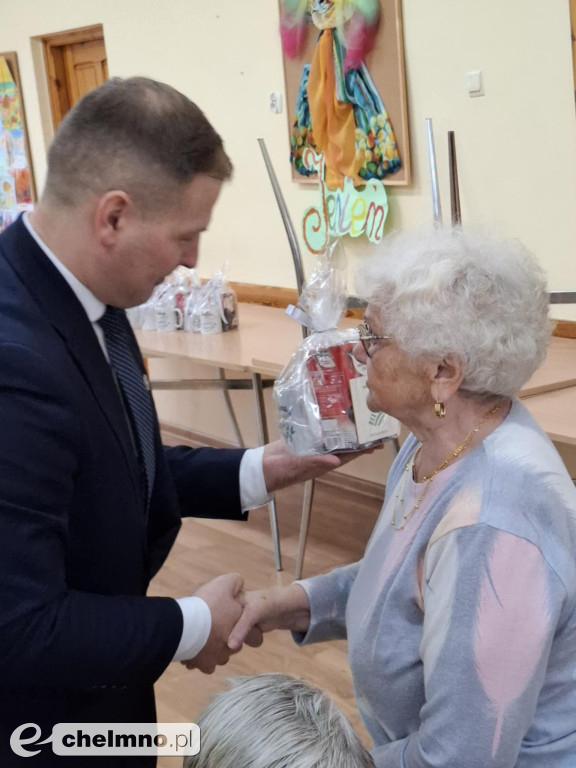 Odwiedziny w klubie seniora