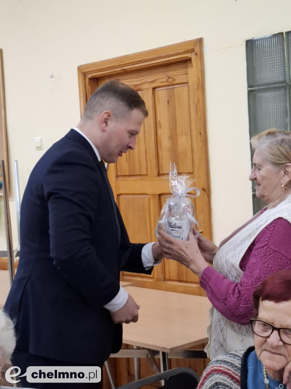 Odwiedziny w klubie seniora