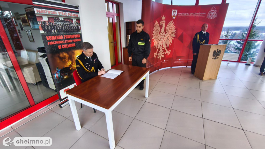 Uroczysta zbiórka w KP PSP w Chełmnie