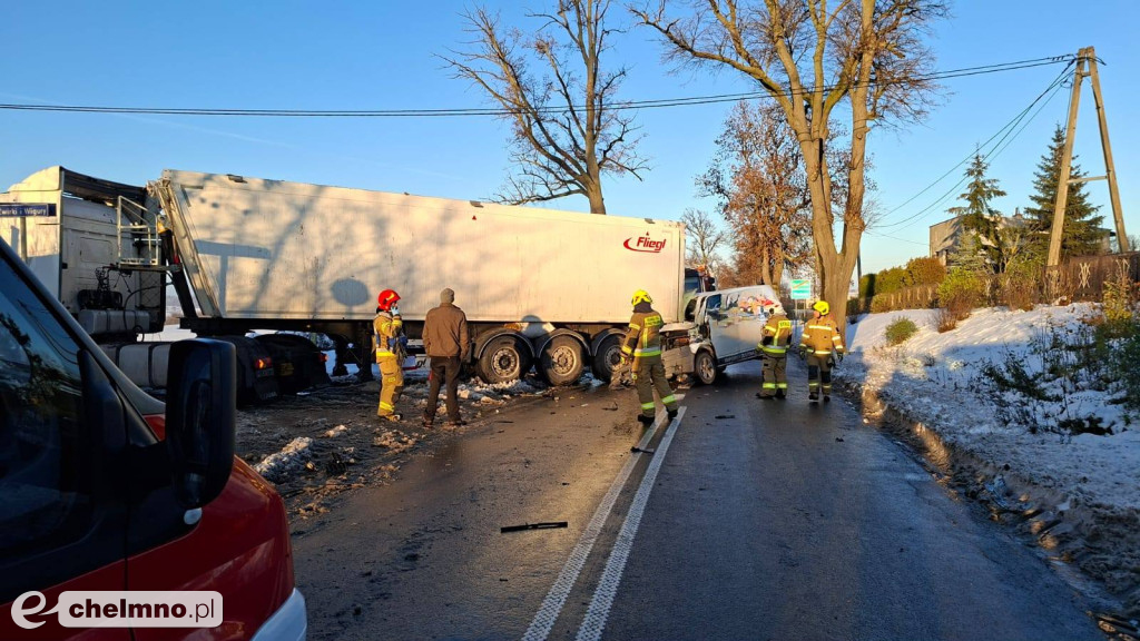 Wypadek na drodze powiatowej w Unisławiu
