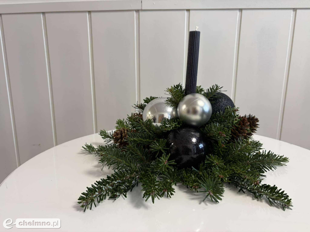 Świąteczne stroiki w klimacie „eko-glam”