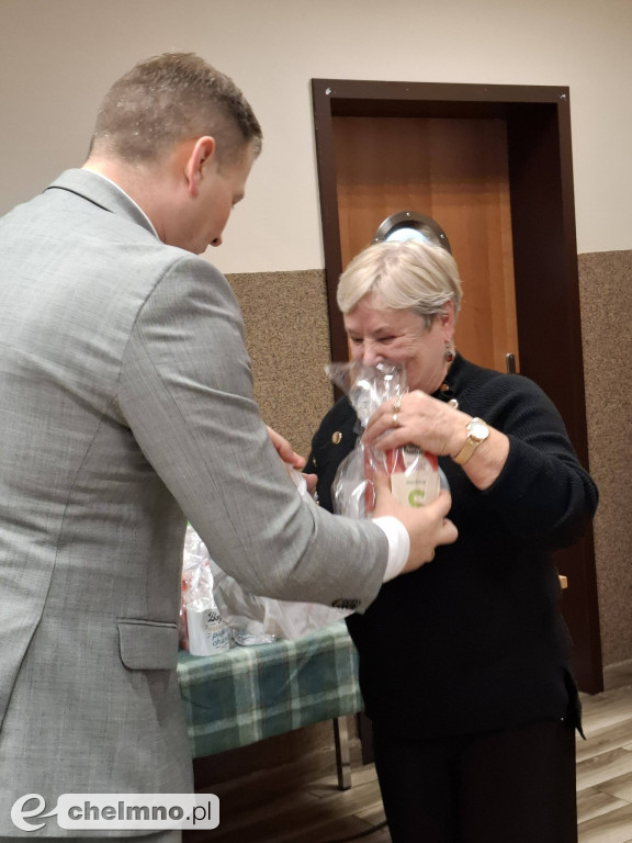 Sympatyczny czas spędzony z seniorami