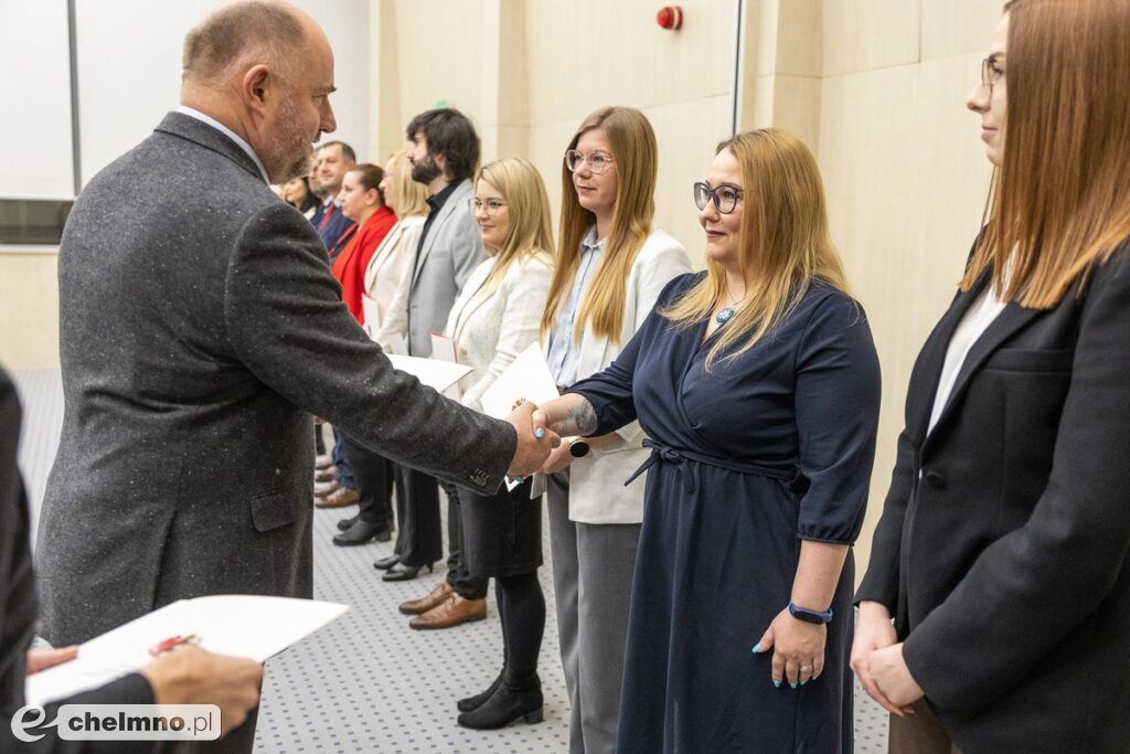 Urzędnicy złożyli ślubowanie